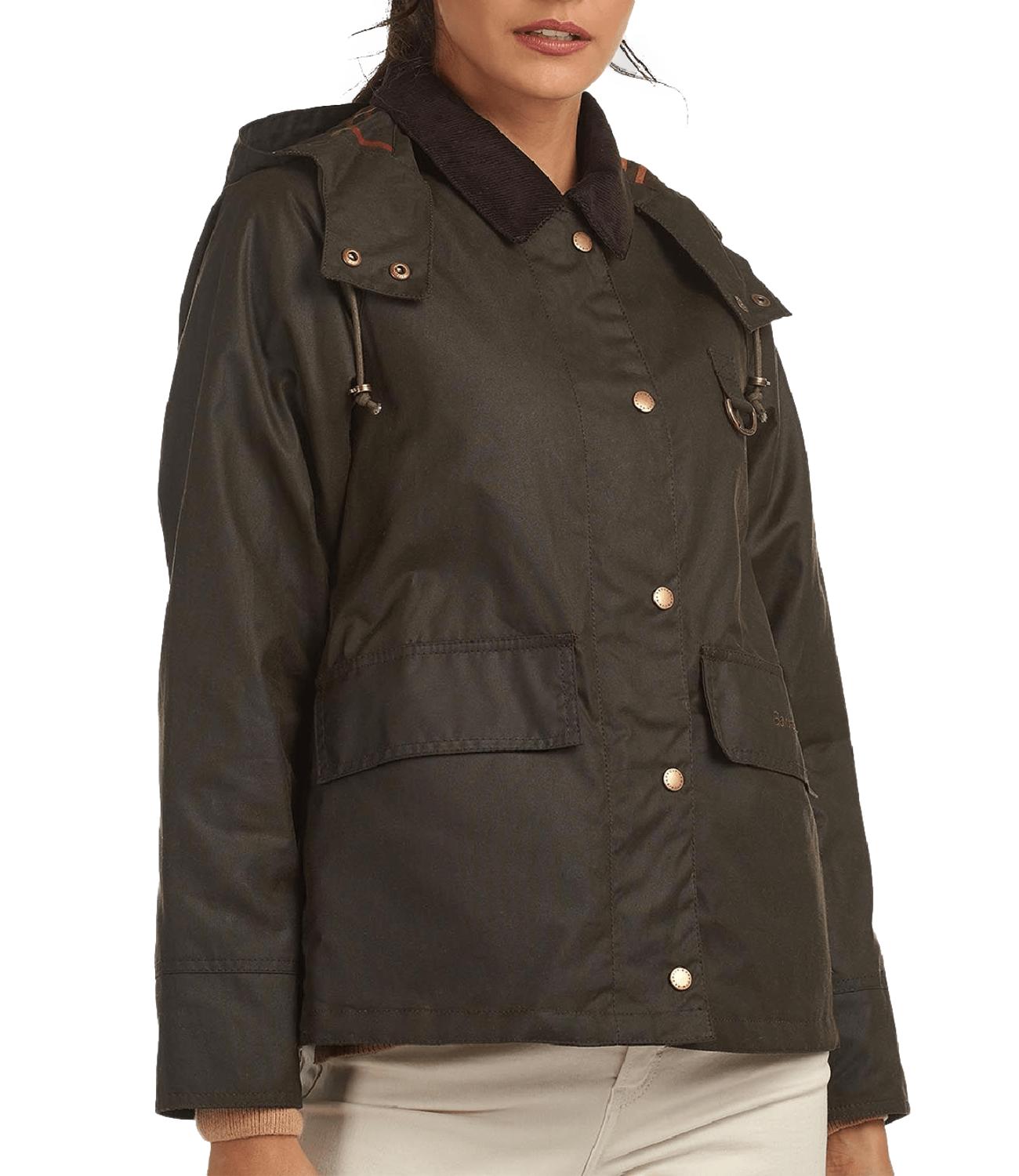 Classic Beadnell Wax Jacket olive