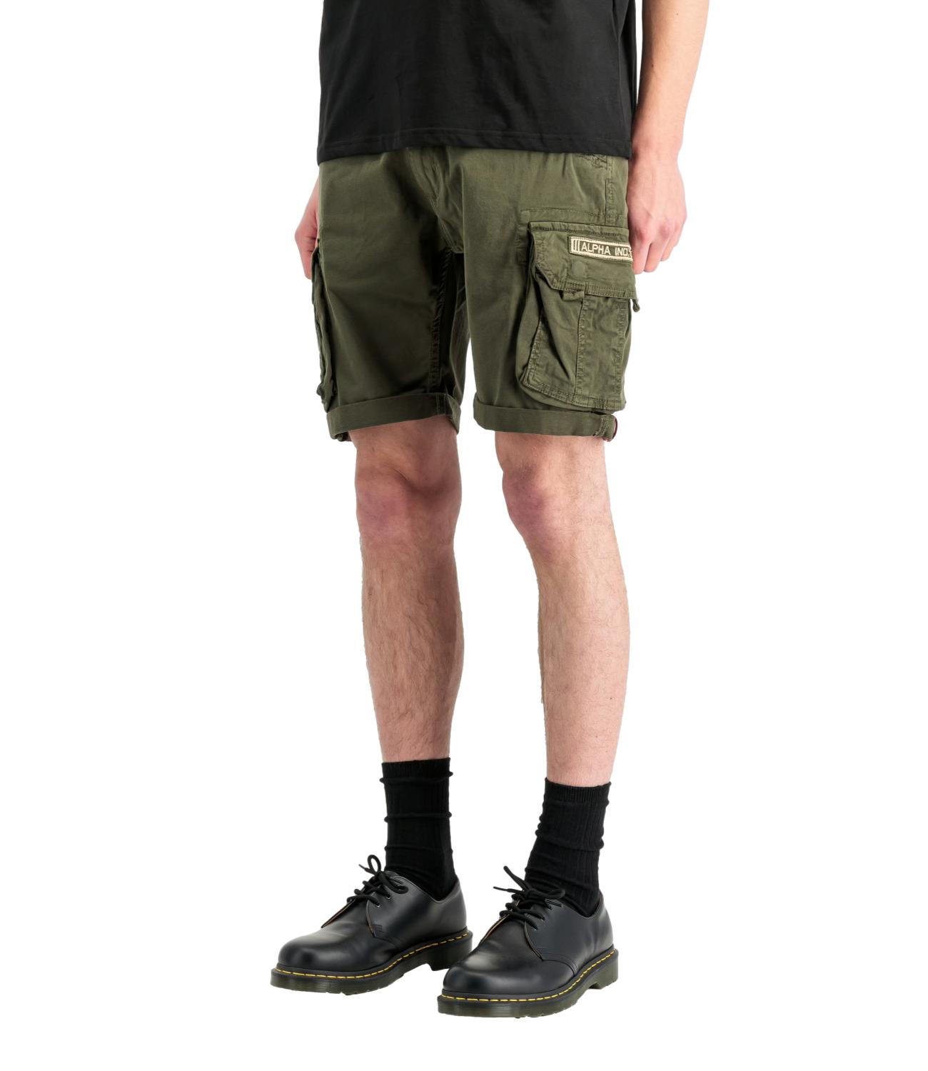 Alpha Industries Bermuda con tasconi da Uomo - Dark Olive